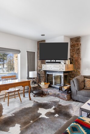 Living Room with Fireplace