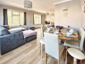 Dining Area | Beach Haven - Beach Haven Retreats, New Romney