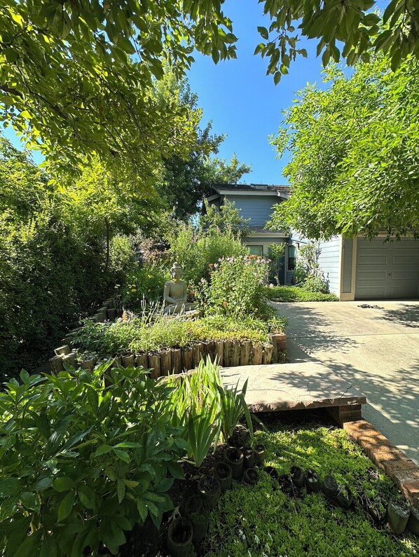 Front Entryway