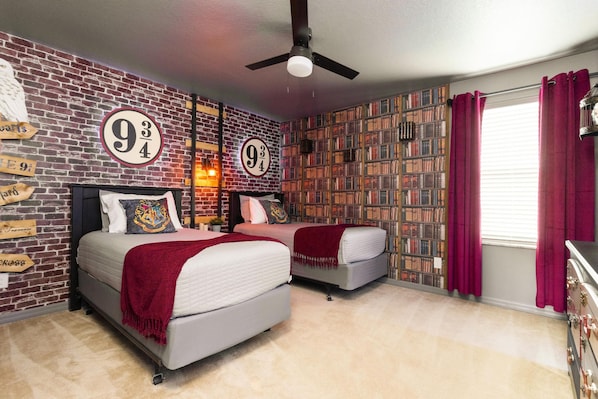 2nd Floor Harry Potter Room (2 Twin Size Beds)