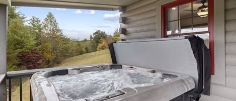So inviting Hot Tub on Back Deck!