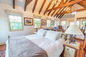 Luxurious and Elegant Classic Country