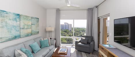 Tastefully decorated recently remodeled condo