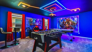 Spielezimmer