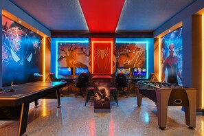 Spielezimmer