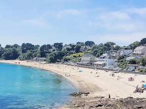 Beach, Water, Body Of Water, Coast, Coastal And Oceanic Landforms, Summer, Shore, Sand, Sea, Recreation