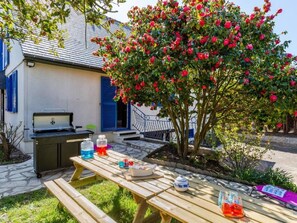 L'Eau, Plante, Ciel, Propriété, La Nature, Bleu Azur, Piscine, Arbre, Végétation, Herbe