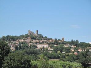 Tree, Vegetation, Human Settlement, Village, Suburb, Mountain Village, Skyline