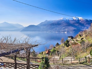 Wolke, Wasser, Himmel, Pflanze, Berg, Ökoregion, Natur, Azurblau, Blau, Natürliche Landschaft