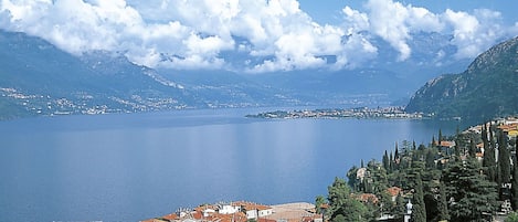 Acqua, Pianta, Cielo, Proprietà, Natura, Azzurro, Piscina, Albero, Vegetazione, Erba