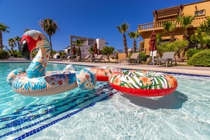 Community Pool and Hot Tub! 