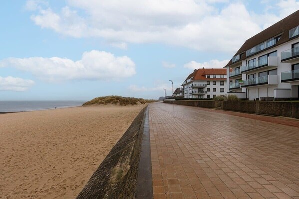 Seawall of Knokke