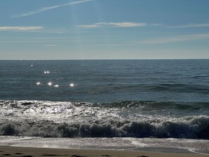 Beach glitters on July 4th 2024, 10:40 AM.
