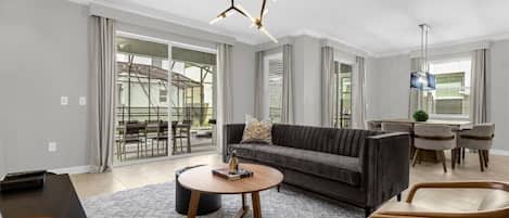 4371 Rhyme Street (1).jpg
