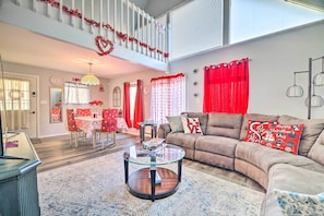 Interior | Free WiFI | Window A/C | Bedrooms/Full Bathroom on 1st Floor