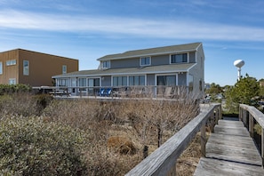 Oceanfront home next to beach crossover