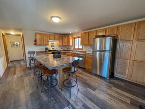 Sawtooth Chalet features an open fully equipped kitchen