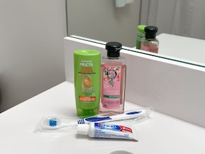Bathroom amenities