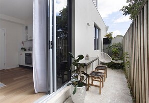 Outdoor private courtyard to enjoy some morning sun