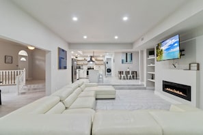 Large Living Room Perfect for Family Movie Night