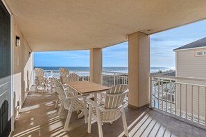 Spacious Oceanfront Balcony w/Comfortable Seating