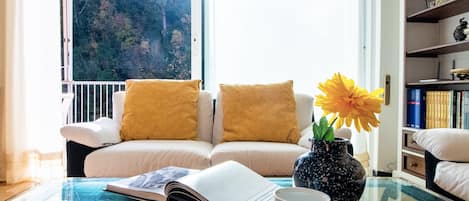 Living Room  SOLE APARTMENT Affitti Brevi Italia 