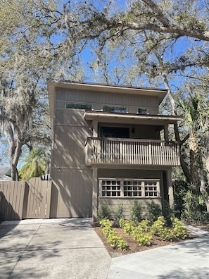 contemporary cottage private and self contained