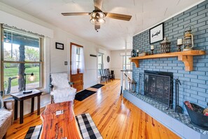 Living Room | Fireplace | Stereo