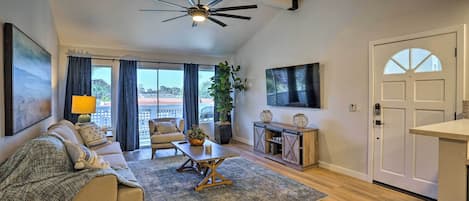 Dana Point Vacation Rental | 1BR | 1BA | 690 Sq Ft | Stairs Required to Access