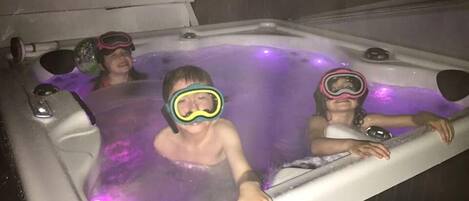 The hot tub is great fun