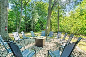 Propane fire pit with seating for everyone