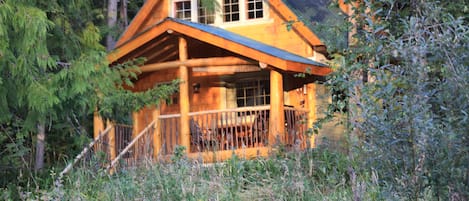 Wedgwood Estate Kingfisher Cabin