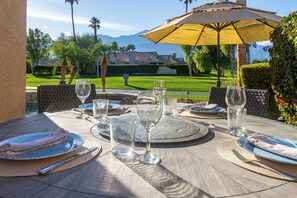 Outdoor dining