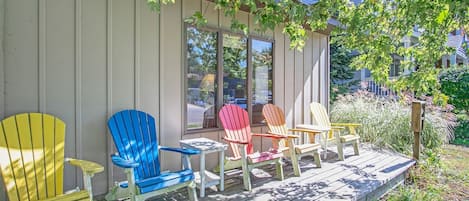 What a great deck to relax on and watch the world go by