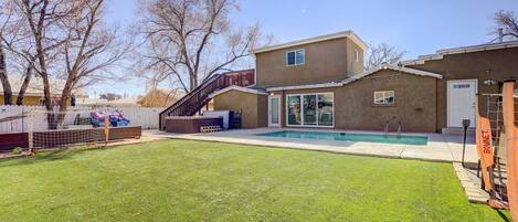 Albuquerque Vacation Rental | 3BR | 2.5BA | Stairs Required | 2,200 Sq Ft