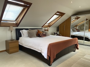Loft converted king size bedroom with en-suite with spectacular views. 
