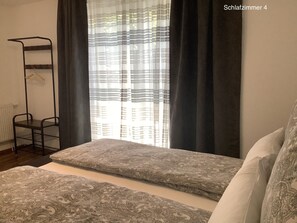 Ferienwohnung 109qm, 4 Schlafzimmer, max 7 Personen-Ferienwohnung Aleksiev am Bodensee