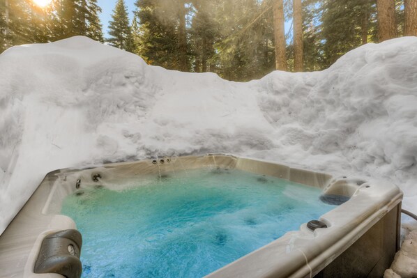 Bain à remous extérieur