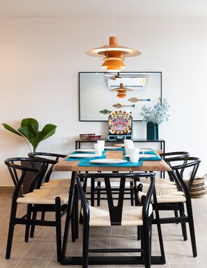 Area del comedor / Dining area