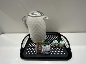 Kaffee und/oder Kaffeemaschine
