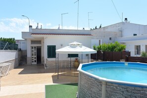 Holiday Home Swimming Pool