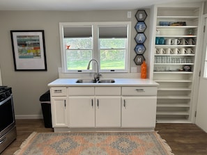 Nice spacious kitchen, with all the amenities needed at your fingertips