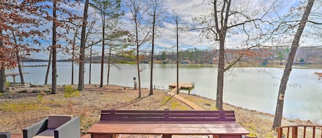 Williford Vacation Rental | 3BR | 2BA | 2 Steps Required | 1,650 Sq Ft