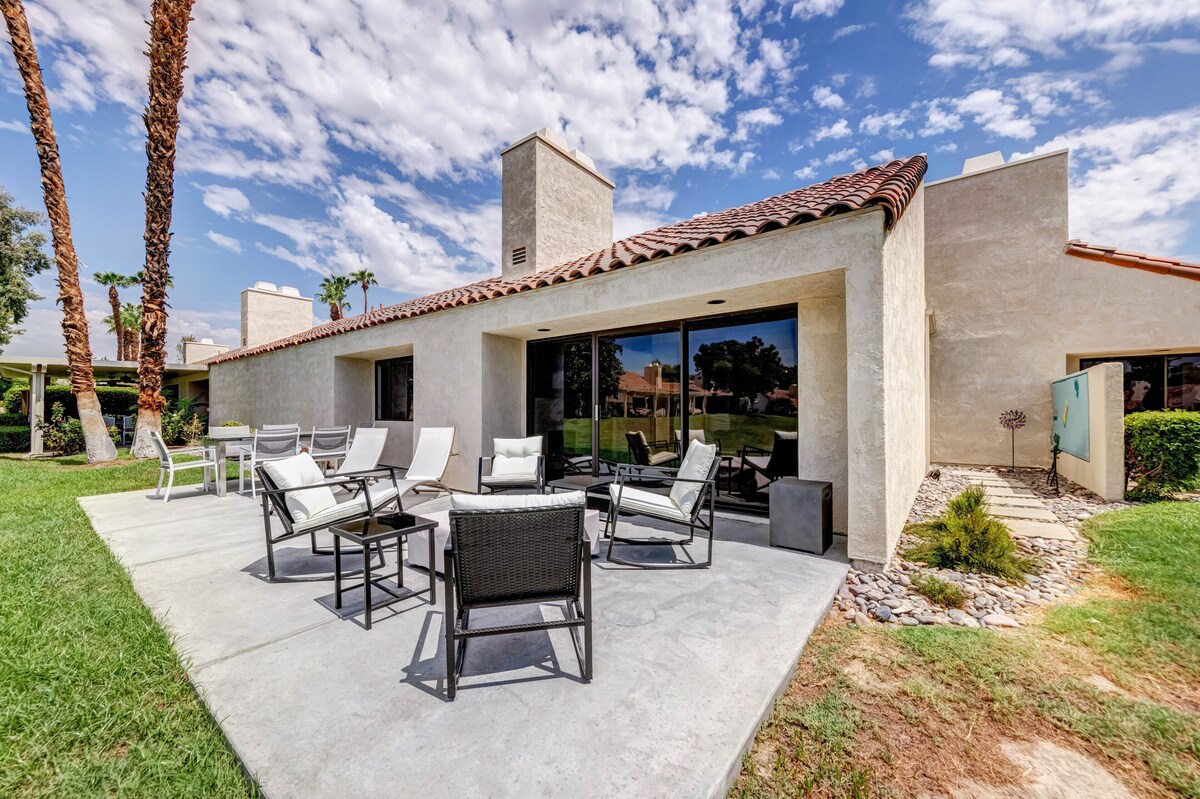Ultra modern luxury condo with golf course, lake & mountain views.
