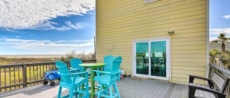 Galveston Vacation Rental | 2BR | 1.5BA | Stairs Required | 1,000 Sq Ft