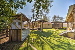 Shared Yard | Fire Pit (Wood Provided) | Football Field Turf