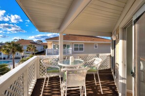 Private Balcony | Outdoor Dining Area