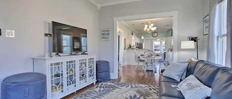 Galveston Vacation Rental | 2BR | 1BA | 1,128 Sq Ft | 6 Stairs Required to Enter