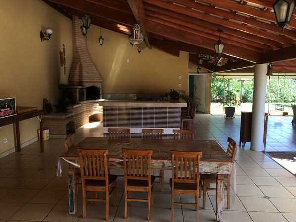 Outdoor dining
