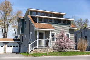 Exterior - Front